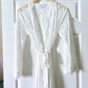 Homebodii Stella Lace Robe - White Bridal Robe